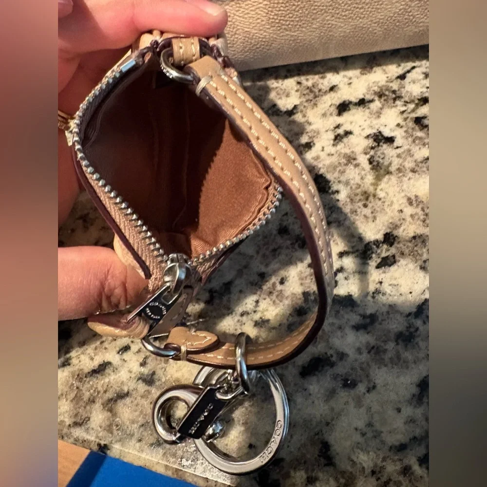 Coach City Bag (w/ mini bag) - Picture 5 of 5